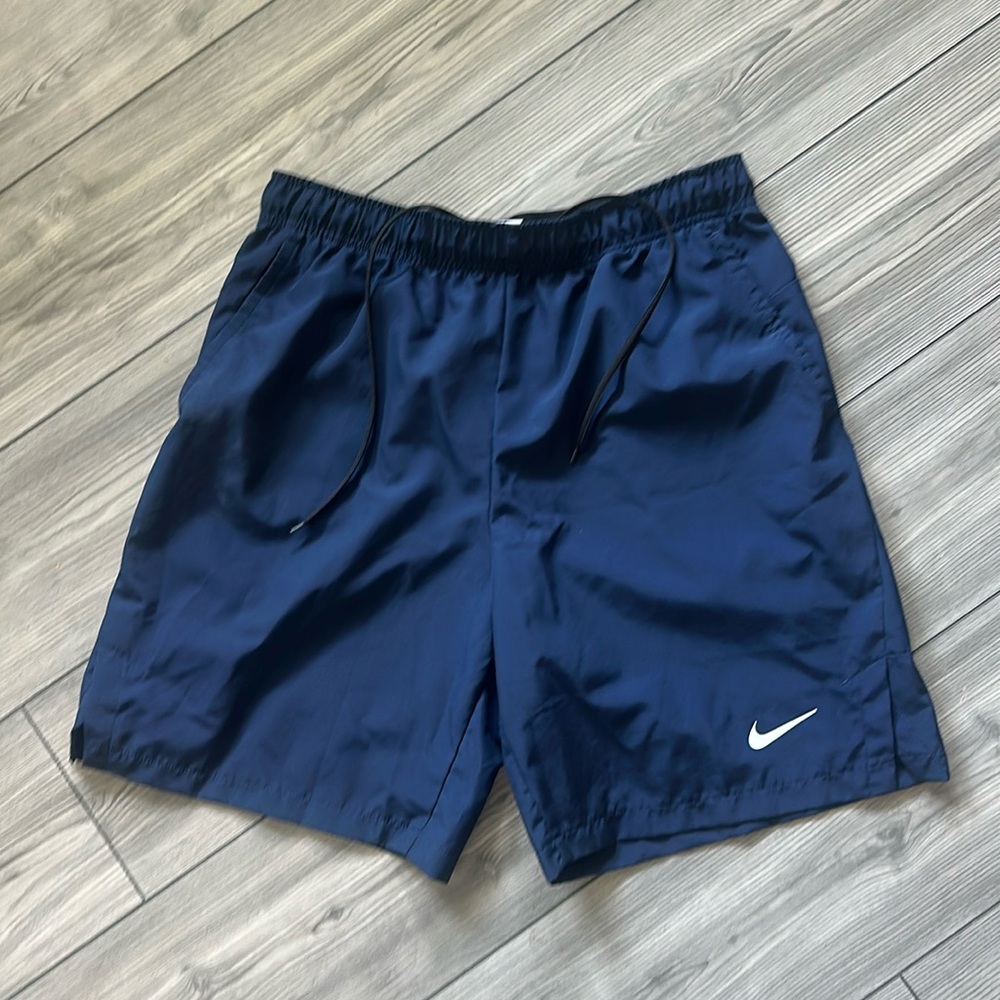 Men’s Large Nike Navy Blue dri fit shorts